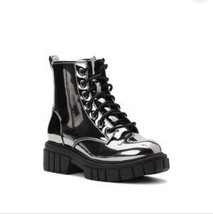 Steve Madden NYC Lug Bottom Combat Boots Shoes Big Girl Size 5 Pewter